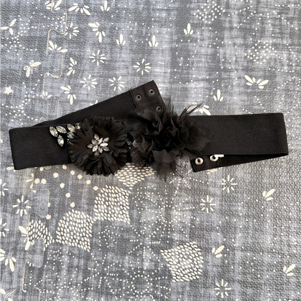 J. Crew Embelleished Black Elastic Waist Belt Small